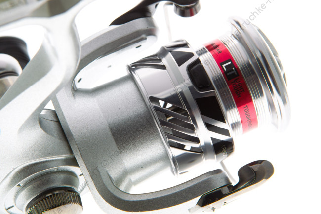 Катушка Daiwa 20 Crossfire LT 2500 5 Катушка Daiwa 20 Crossfire LT 2500 5
