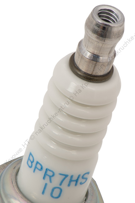 Свеча зажигания NGK BPR7HS-10 Japan 1